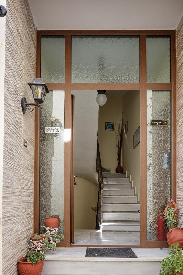 Pension Lucy Panormos  ภายนอก รูปภาพ