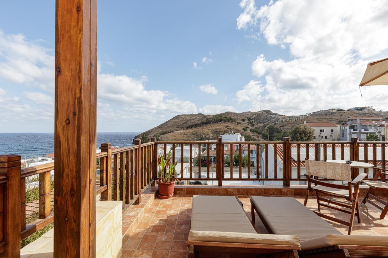 Pension Lucy Panormos  ภายนอก รูปภาพ