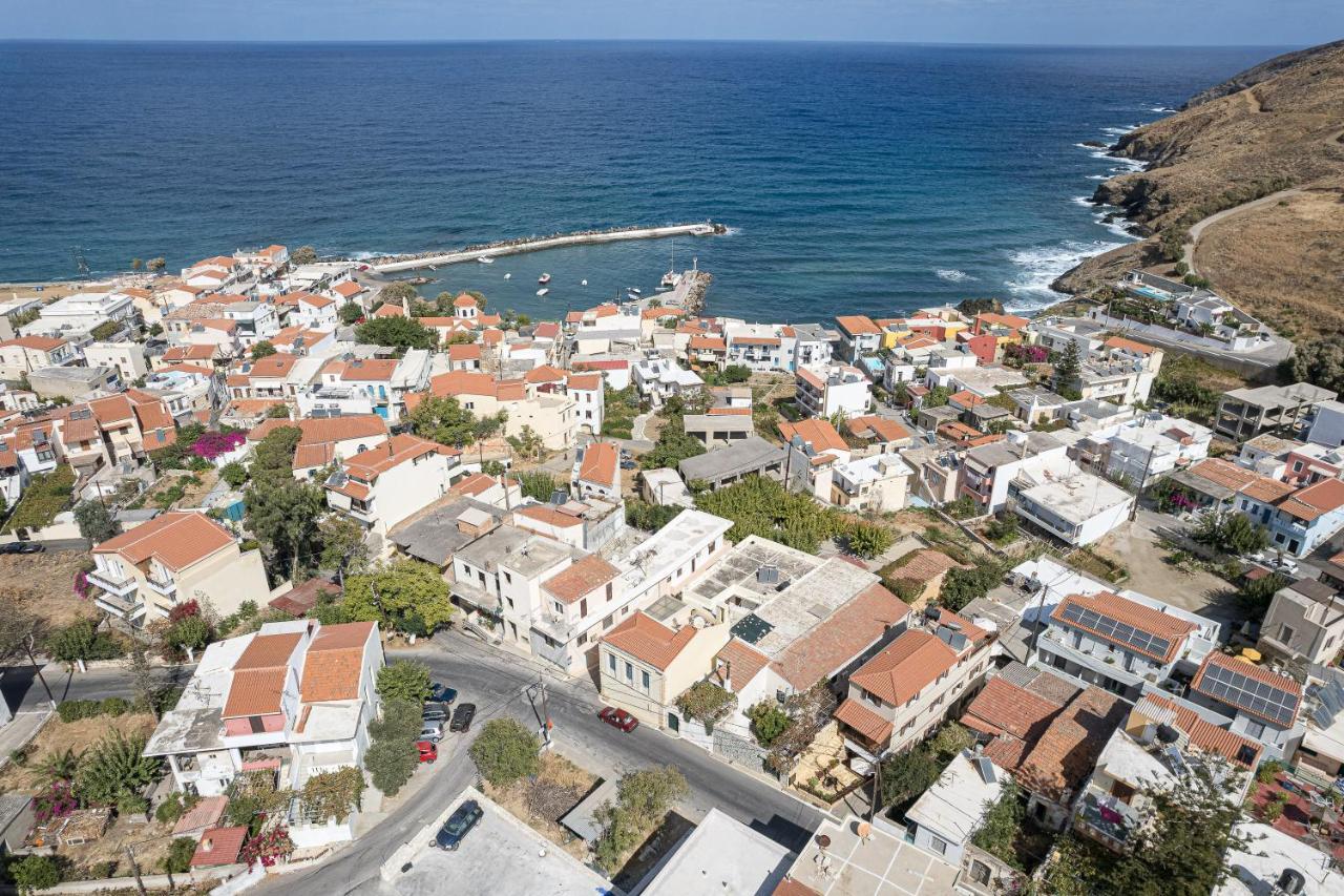 Pension Lucy Panormos  ภายนอก รูปภาพ